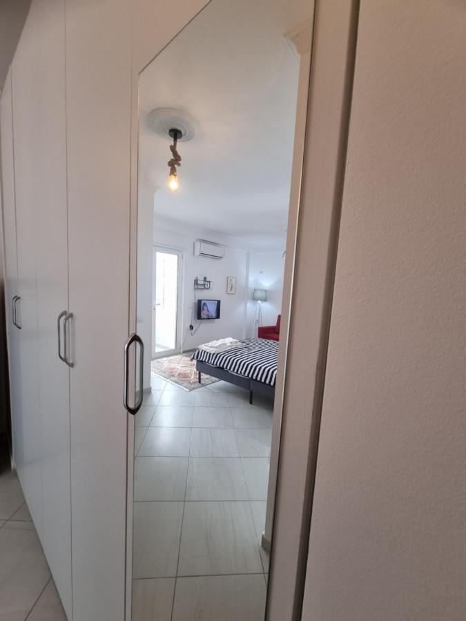 New Modern Studio In Central Tirana Apartment Exterior photo