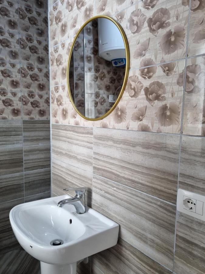 New Modern Studio In Central Tirana Apartment Exterior photo