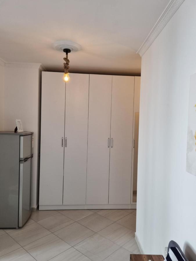 New Modern Studio In Central Tirana Apartment Exterior photo